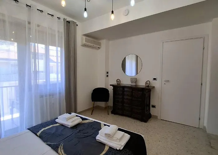 Lumina - Bright Two-room Near Metro C, 6 Stops From The Colosseum