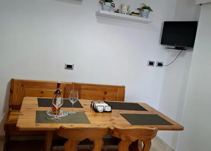 Lumina - Bright Two-room Near Metro C, 6 Stops From The Colosseum Apartment