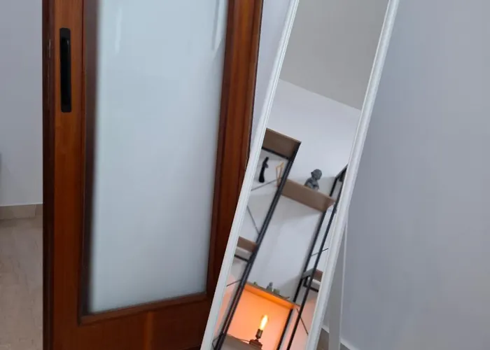 Lumina - Bright Two-room Near Metro C, 6 Stops From The Colosseum Rome