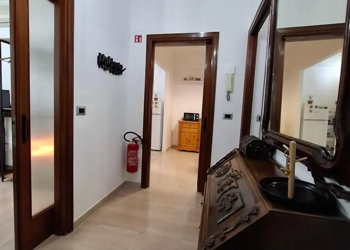 Lumina - Bright Two-room Near Metro C, 6 Stops From The Colosseum * Rome